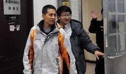 重庆爆料男子被打视频曝光,街头暴力事件引发关注