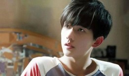 天涯爆料杨洋渣女视频,天涯热议背后的真相揭秘